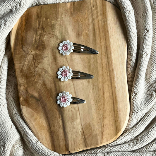 Haarclipje Bloem – Zilveren Clip met Roze Kern