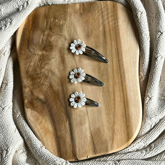 Haarclipje Bloem – Zilveren Clip met Koperen Kern